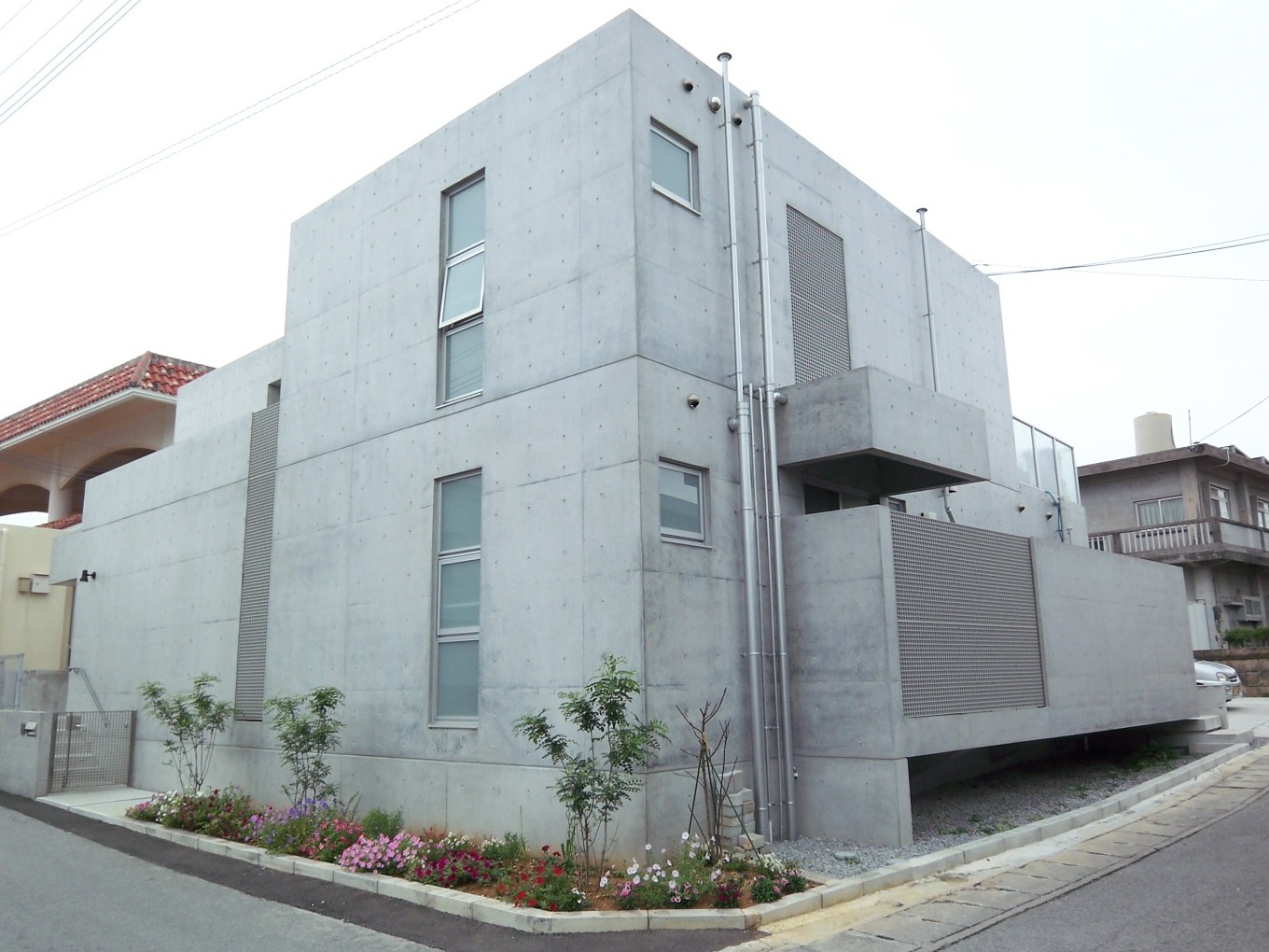 N邸(沖縄)株式会社紀建設